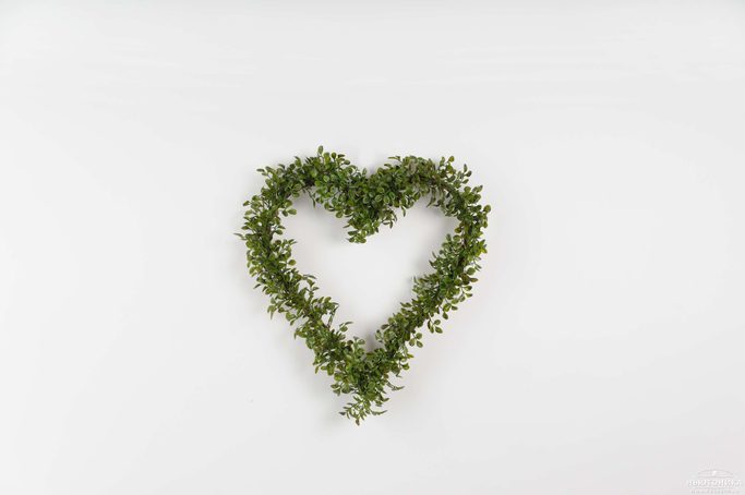 Искусственное растение "Брусника", сердце, 35 см